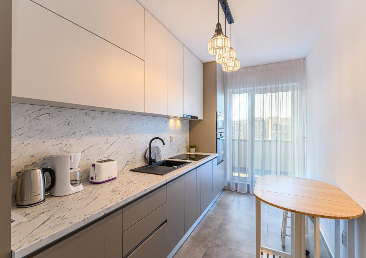 Rentforcomfort Dynamic Apartment Braşov Extérieur photo