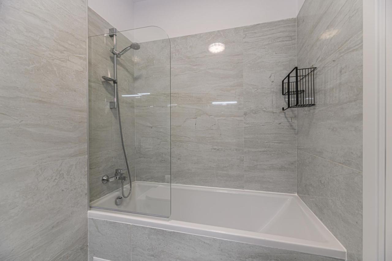 Rentforcomfort Dynamic Apartment Braşov Extérieur photo