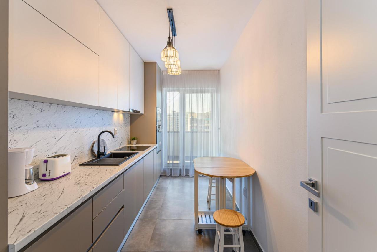 Rentforcomfort Dynamic Apartment Braşov Extérieur photo